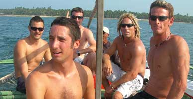 Boat Ride to Surf Reef Break Boat Ride to Surf Reef Break